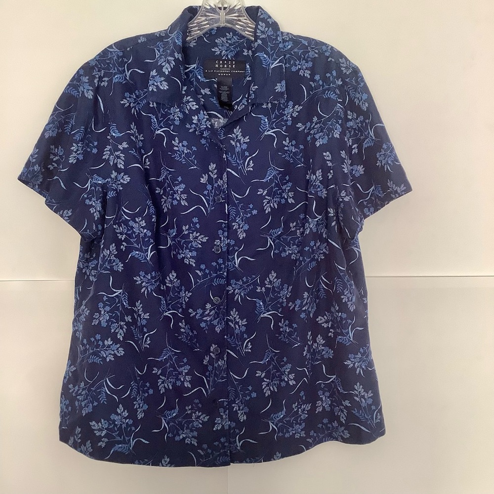 🌟 Crazy Horse Blue Floral Short Sleeve Button Up Shirt ⭐️